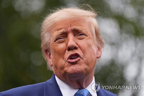 Trump Kuzey Kore lideri Kim Jong-un'un 'oldukça büyük' nükleer kapasitesi olduğunu söyledi, etrafta olduğu sürece 'iyi' olacak