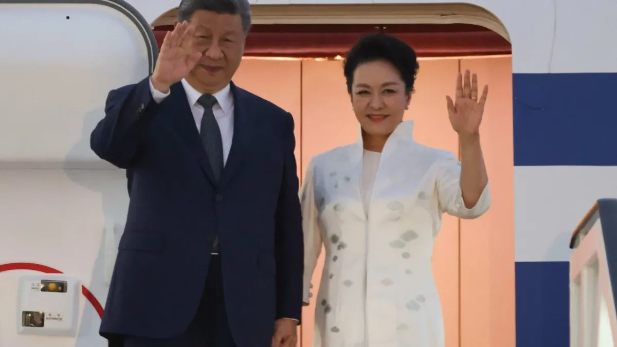 First lady Peng Liyuan glamur ve yumuşak güçle dünya sahnesinde