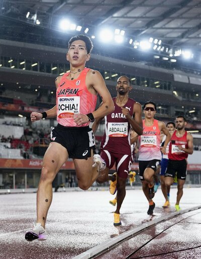 Japonya'nın Ochiai'si Asya Oyunları rekoru kırarak erkekler 800 metrede altın kazandı