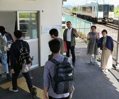 Yeni personel atanan istasyon Japonca öğrenen yabancı öğrencilerle bağ kuruyor