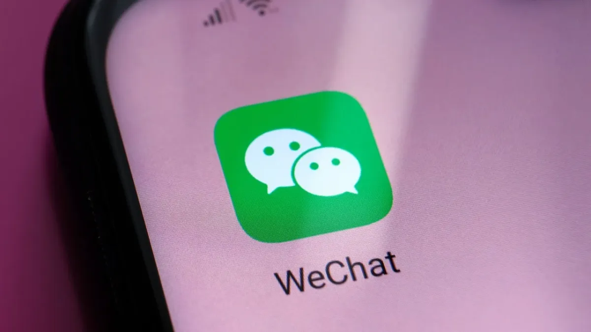CUHK öğretim görevlisinin WeChat ile yoklama kaydı talebi tepki çekti