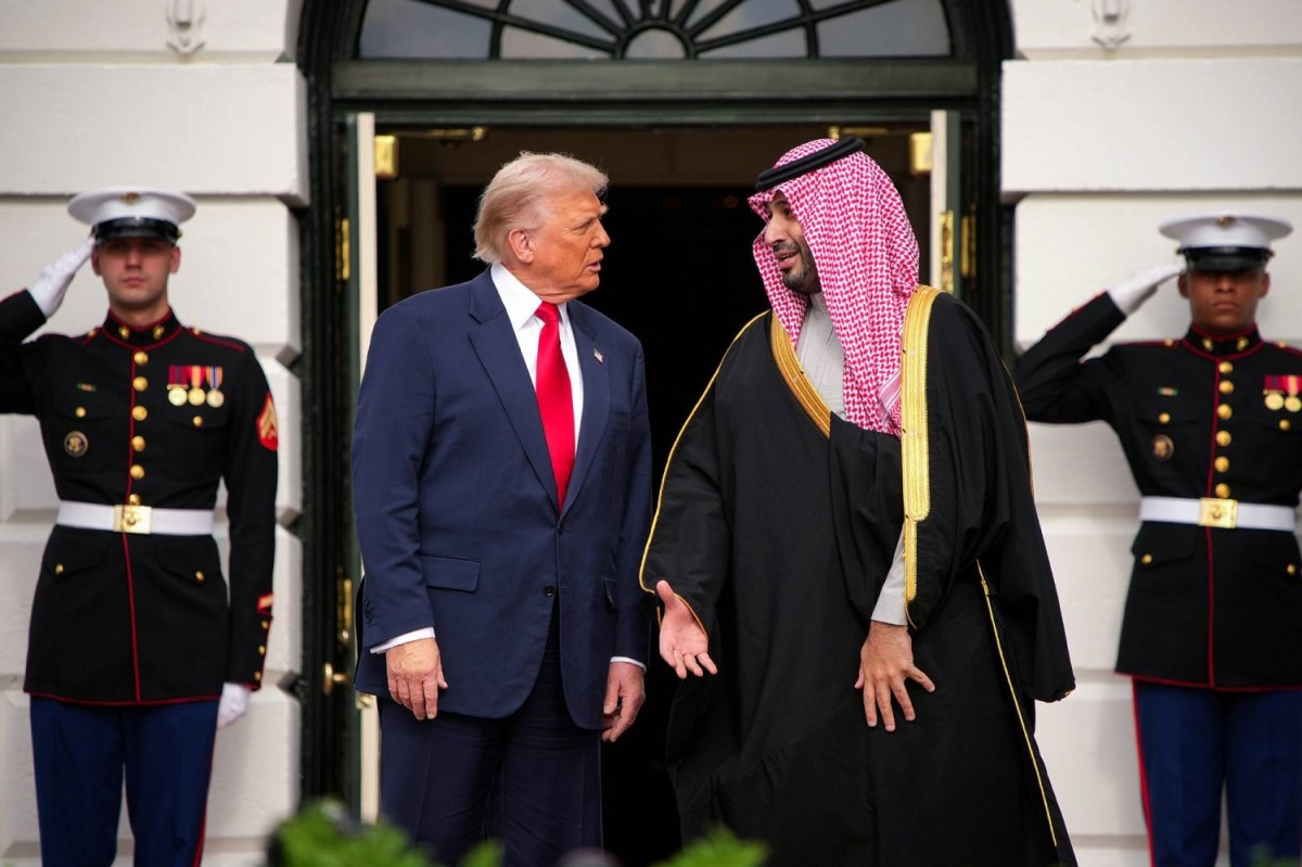 MBS ve Suudi Arabistan kilit petrol boru hattı haftalarca kapalı kalınca krizle karşı karşıya