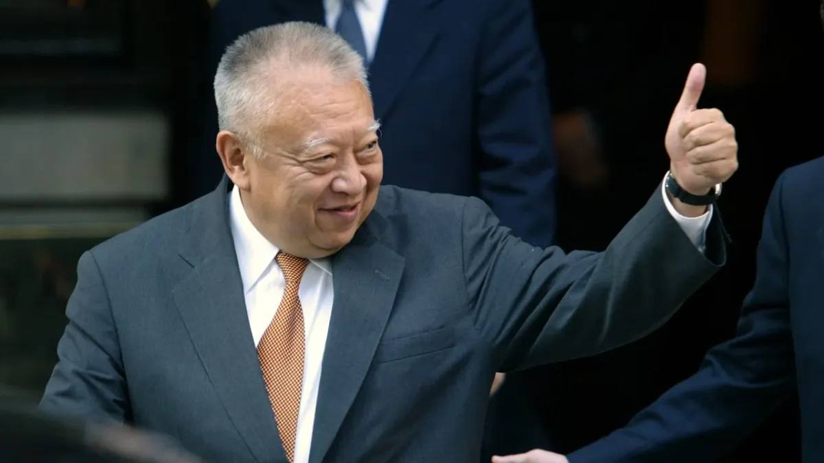 Tung Chee-hwa Hong Kong'un teknoloji sektörünü geliştirmedeki öngörüsüyle anılıyor