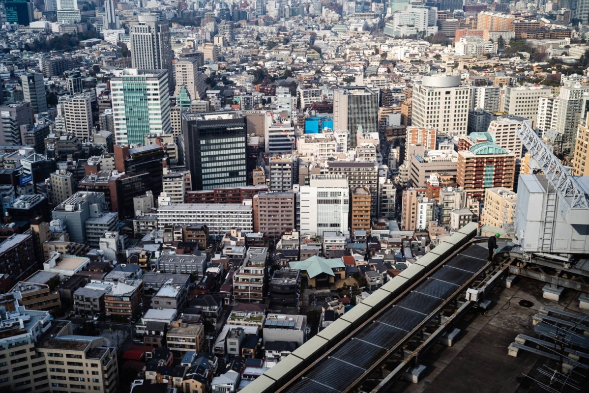 Japonya'nın şehirleri yoğunlaştıkça yeşillendirilmiş çatıların kaybolan bahçelerin yerini alması mümkün mü?