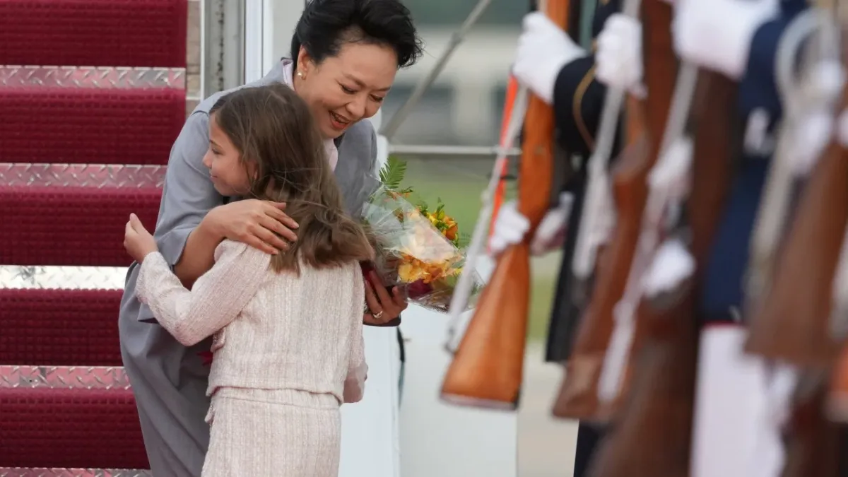 Peng Liyuan ve Melania Trump ABD-Çin diplomasisinde paralel bir hat açtı