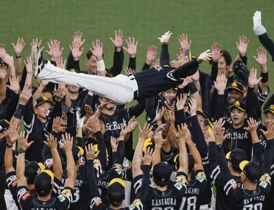 SoftBank Hawks üçüncü kez üst üste Pasifik Ligi şampiyonu oldu, 60 yıl sonra ilk kez