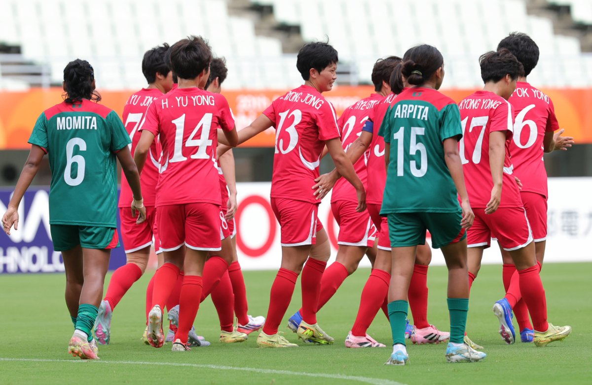 Kuzey Kore, kadın futbol turnuvasına Bangladeş'i 10-0 yenerek başladı