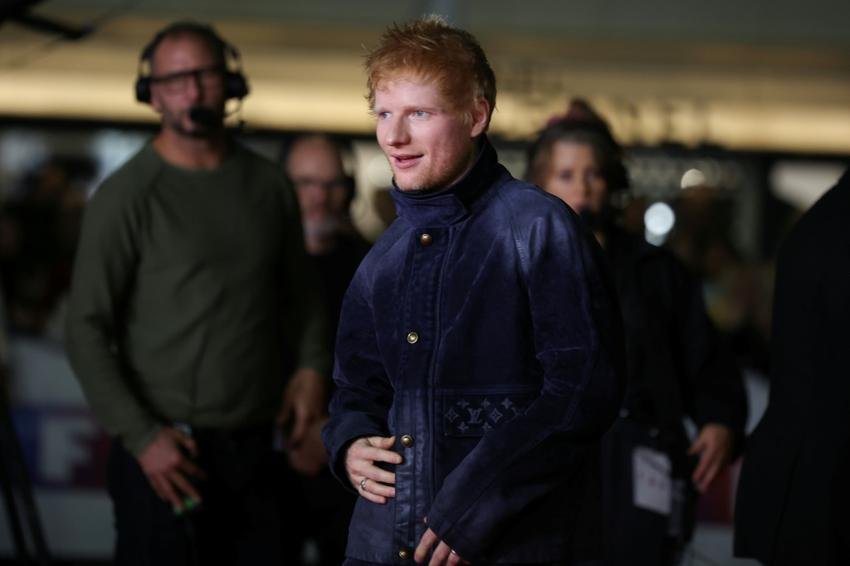 Ed Sheeran, Gazze tartışmasının ortasında kariyer kriziyle boğuşuyor