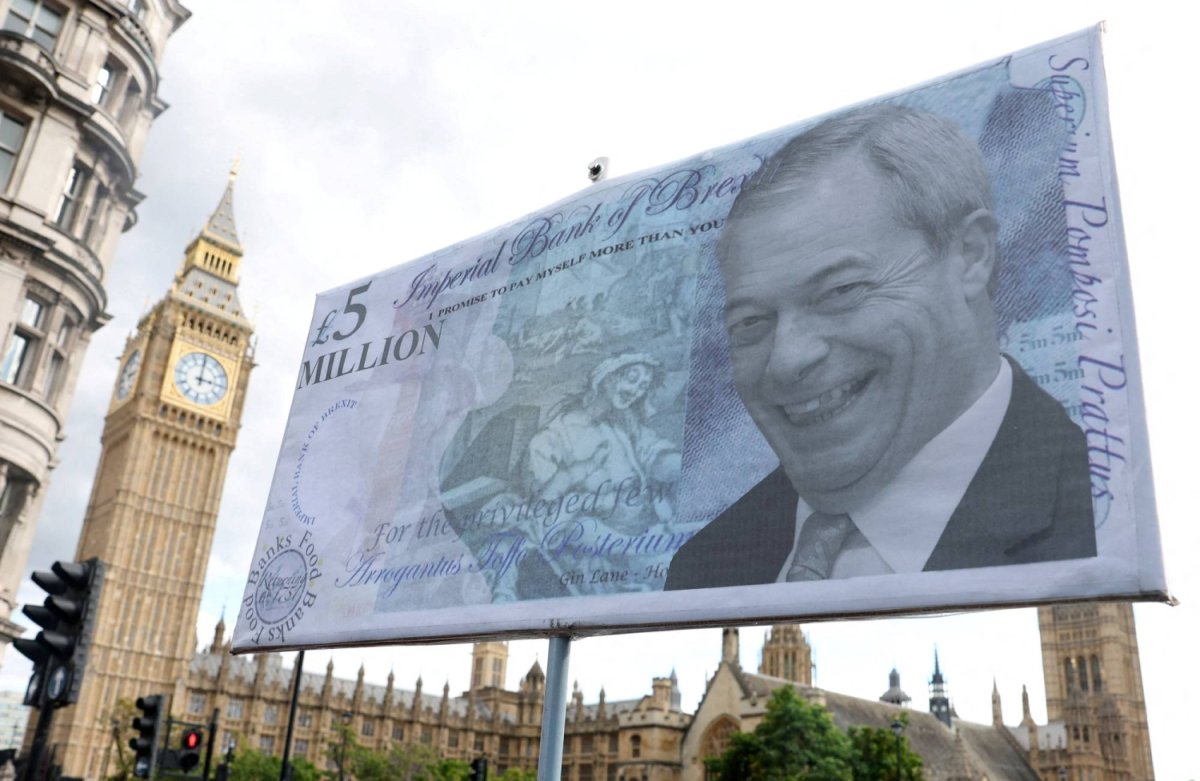 Farage'ın Reform UK'si 24 saatte rekor 72 milyon sterlin topladı — iki kripto milyarderinden