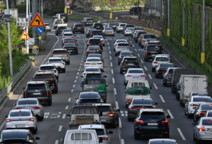 Chuseok tatili boyunca otoyollarda trafik 24'ü ve 25'inde zirve yapacak