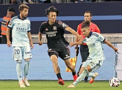 Futbol: Kamada Palace için iki asist yaptı, Nakamura Lyon'da forma giydi
