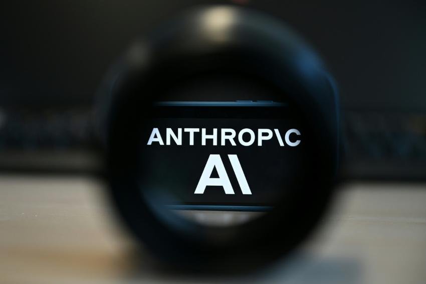 Anthropic CEO'su yapay zekanın yavaşlatılması çağrısı yaptı; Altman ve Musk da aynı fikirde