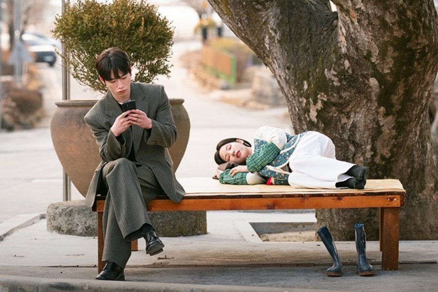 Seo Kang Jun ve Jo Aram 'A Love Other Than Yours'ta gizli geçmişi paylaşıyor