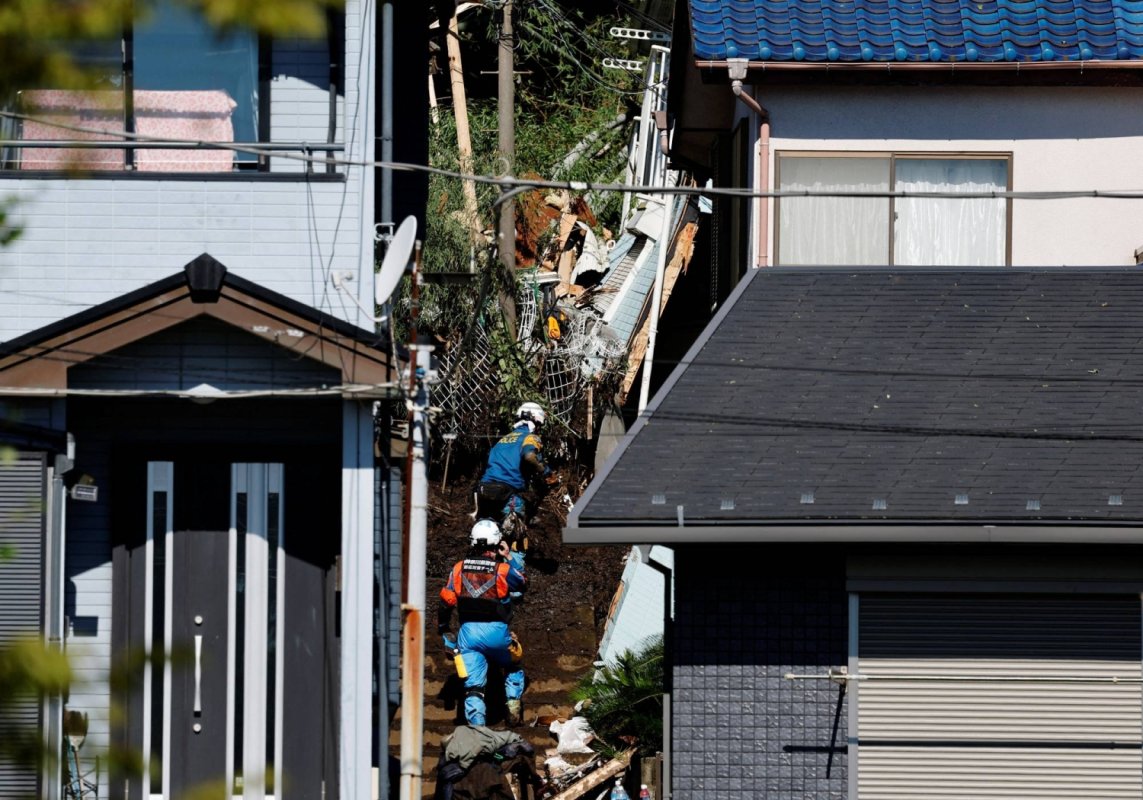 Typhoon Dujuan'ın ardından Kanto'da en az dört ölü, altı kişi kayıp