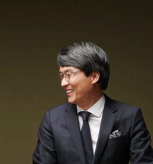 Görünürün ötesinde: Mimar Yoon Kyeong-sik'in inancın özünü arayışı