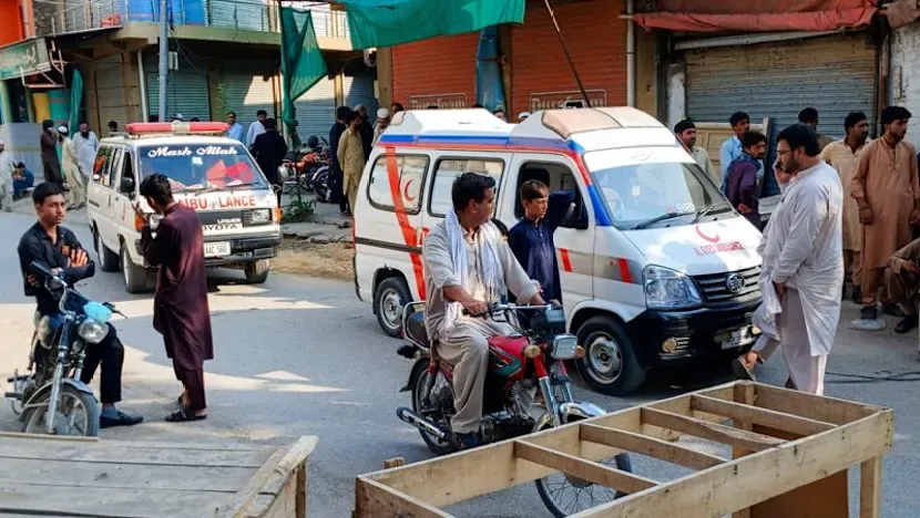 Pakistan'daki polis karargahındaki saldırıda ölü sayısı 31'e yükseldi