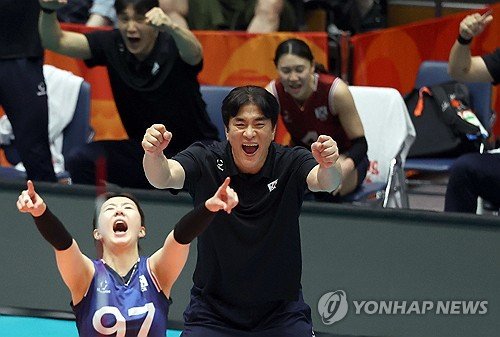 Asiad kadın voleybol antrenörü Vietnam karşısında oyuncularının kazanma kararlılığını gördü