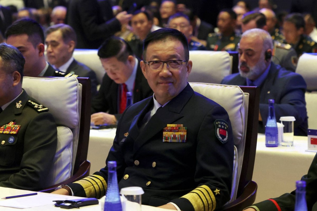 Çin savunma bakanı militarizm ve tarihsel revizyonizm konusunda uyarıda bulundu, Japonya'ya yönelik örtülü eleştiri