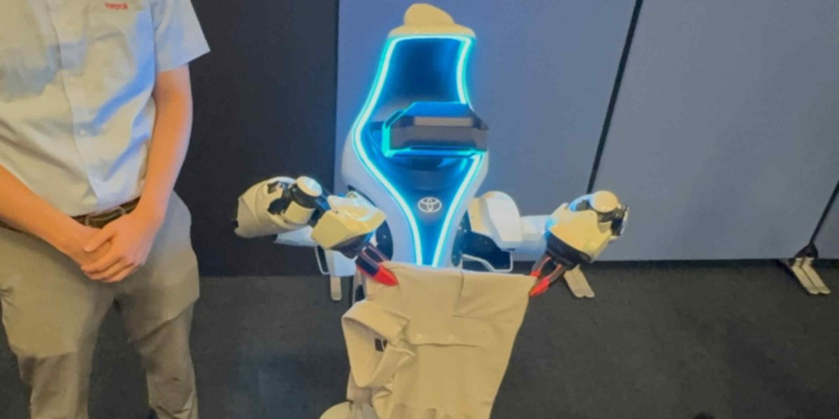 Toyota fabrikalarda çalışanlarla birlikte çalışacak 400 bin robot devreye alacak