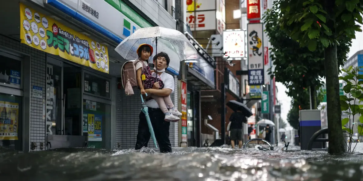 Objektiften: Nagoya'da rekor yağış Asya Oyunları'nı alt üst etti