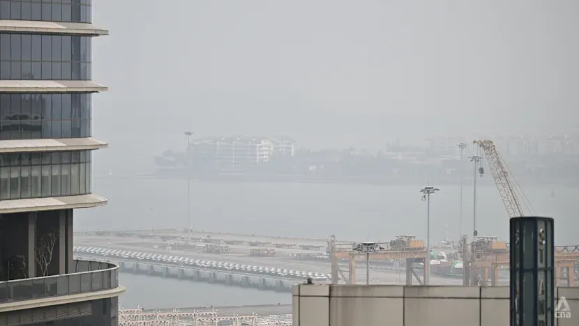 Singapur hava kalitesi üç bölgede sağlıksız aralığa girdi