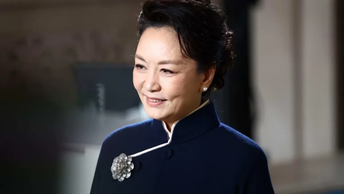 Çin'in first lady'si Peng Liyuan Xi-Trump zirvesinde parladı: kaçırdığınız her şey