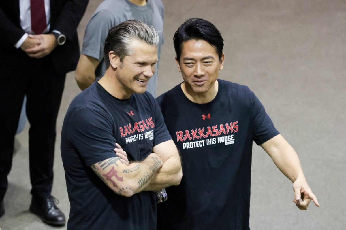 Koizumi ve ABD savunma bakanı Hegseth güvenlik iş birliğini güçlendirmeyi kararlaştırdı