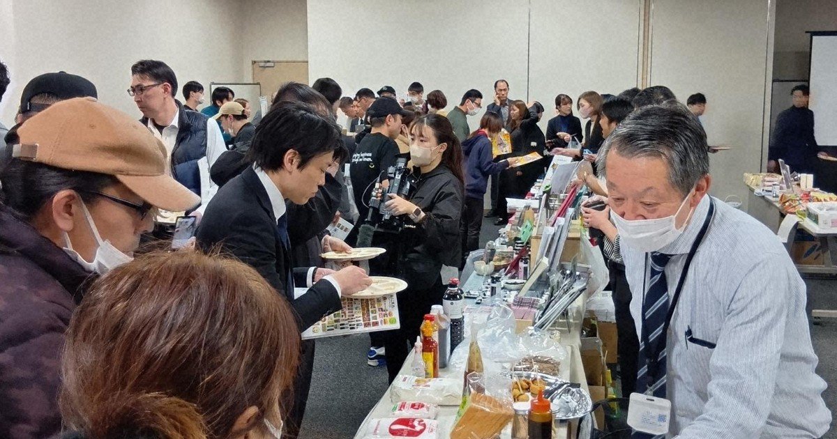 Chubu Centrair havalimanı 100'den fazla çeşitli yemek seçeneği sunuyor, helalden vegana