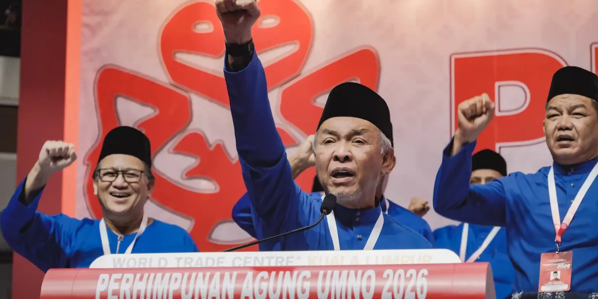 Malezya'nın UMNO'su Anwar'ı sarsıyor ama koalisyondan çıkış yolu yok