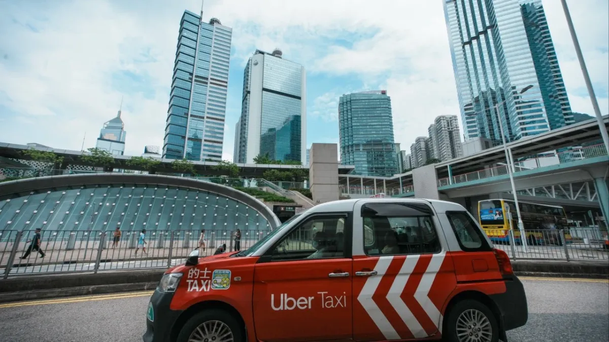 Uber, Hong Kong'da satın aldığı FlyTaxi taksi platformunu kapatıyor