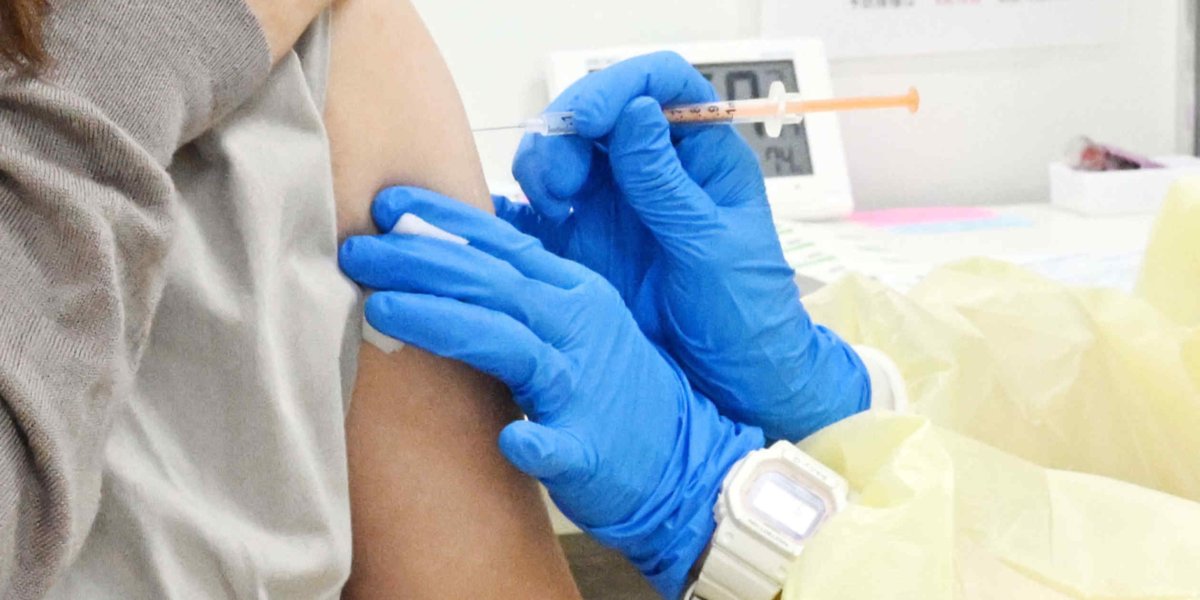 Japonya bir sonraki kriz için yerli aşı üretim kapasitesini güvence altına almayı hedefliyor