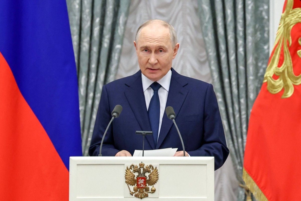 Ruslar Putin'in seçim bitince onları savaşa göndereceğinden korkuyor