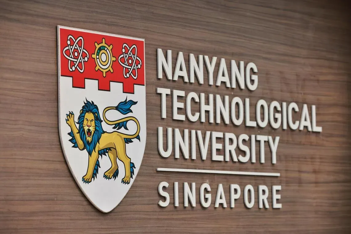 NTU'da 22 yaşındaki erkek öğrenci voyeurizm suçlamasıyla gözaltına alındı