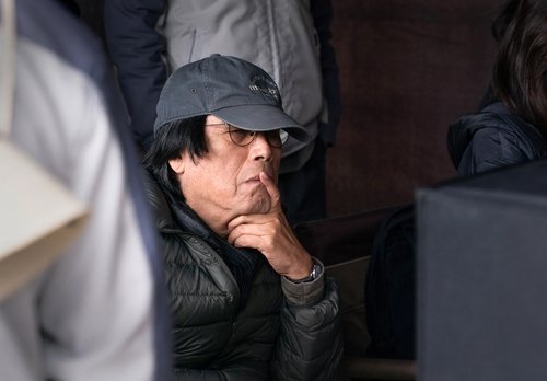 Lee Chang-dong: Kore sinemasının ustası insan onurunu yakalayan derin bakış