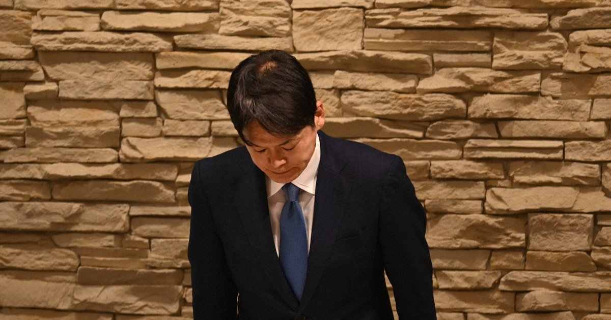 Eski Yokohama belediye başkanı güç tacizi nedeniyle istifa ettikten sonra seçime geri dönmeye çalışıyor