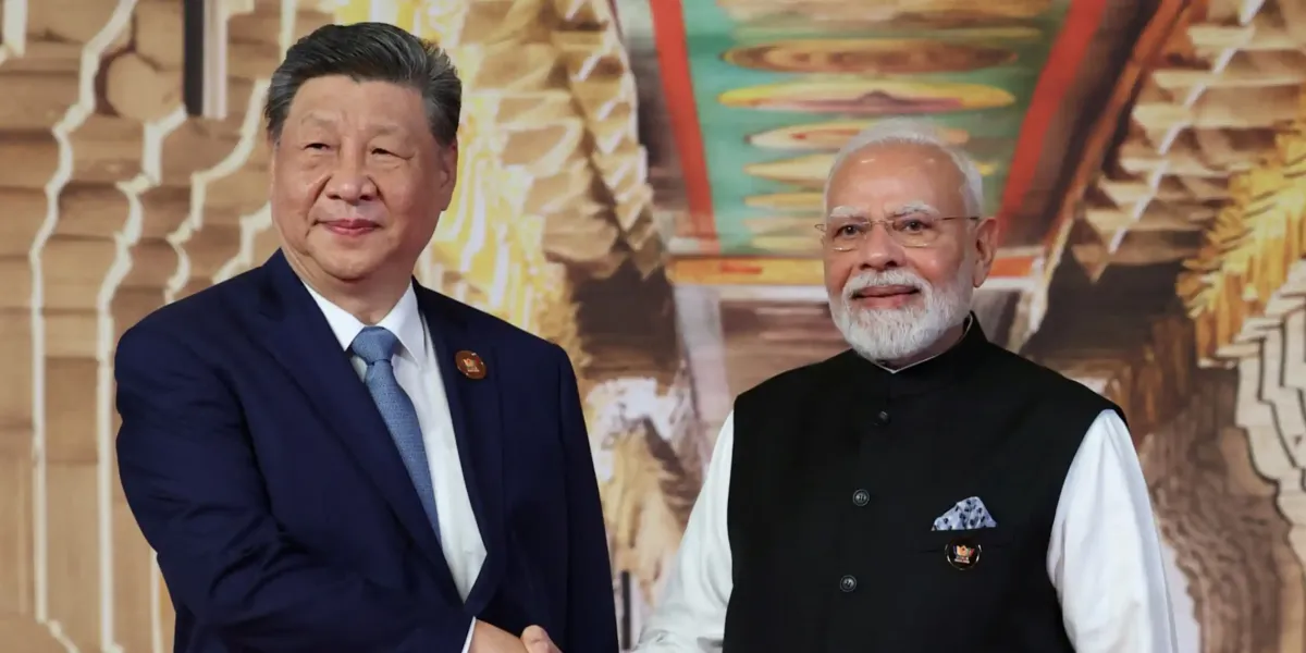 Modi, BRICS zirvesi marjında Xi ile görüştü