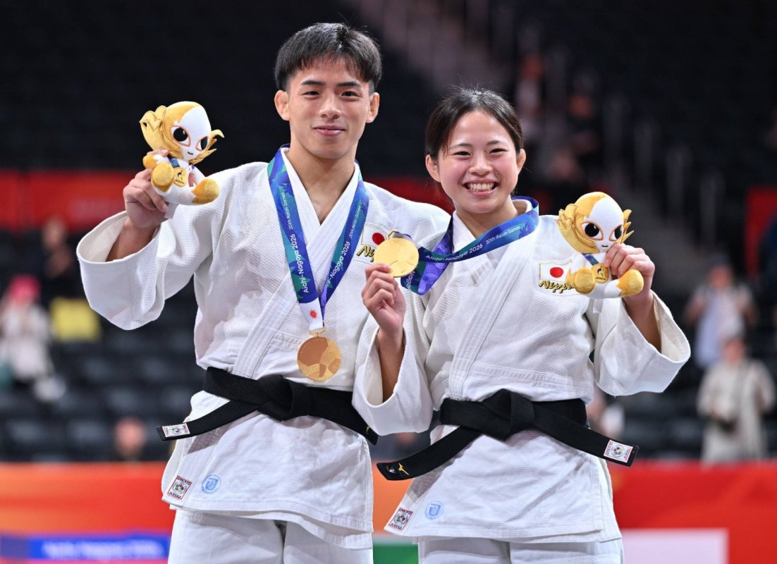 Japonya'nın Kondo kardeşleri Asya Oyunları'nda judoda altın madalya kazandı