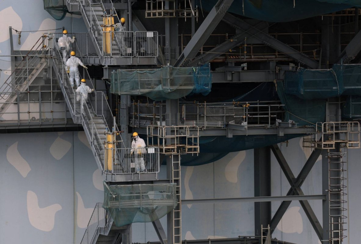 Tepco, Fukushima 1 Nükleer Santrali 2 numaralı reaktörün içini robot kol ile incelemeye başladı