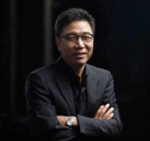 SM Entertainment kurucusu Lee Soo-man, A2O ile aynı anda iki grupla geri döndü