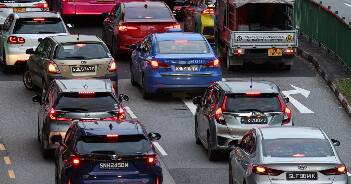 Singapur, otomobil COE kategorilerini birleştirip araç değerine göre indirim-zam sistemine geçmeyi önerdi