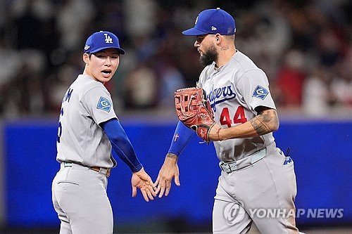 Güney Koreli beyzbolcular: Kim Hye-seong'lu Dodgers tur atladı, Kim Ha-seong'lu Braves elendi