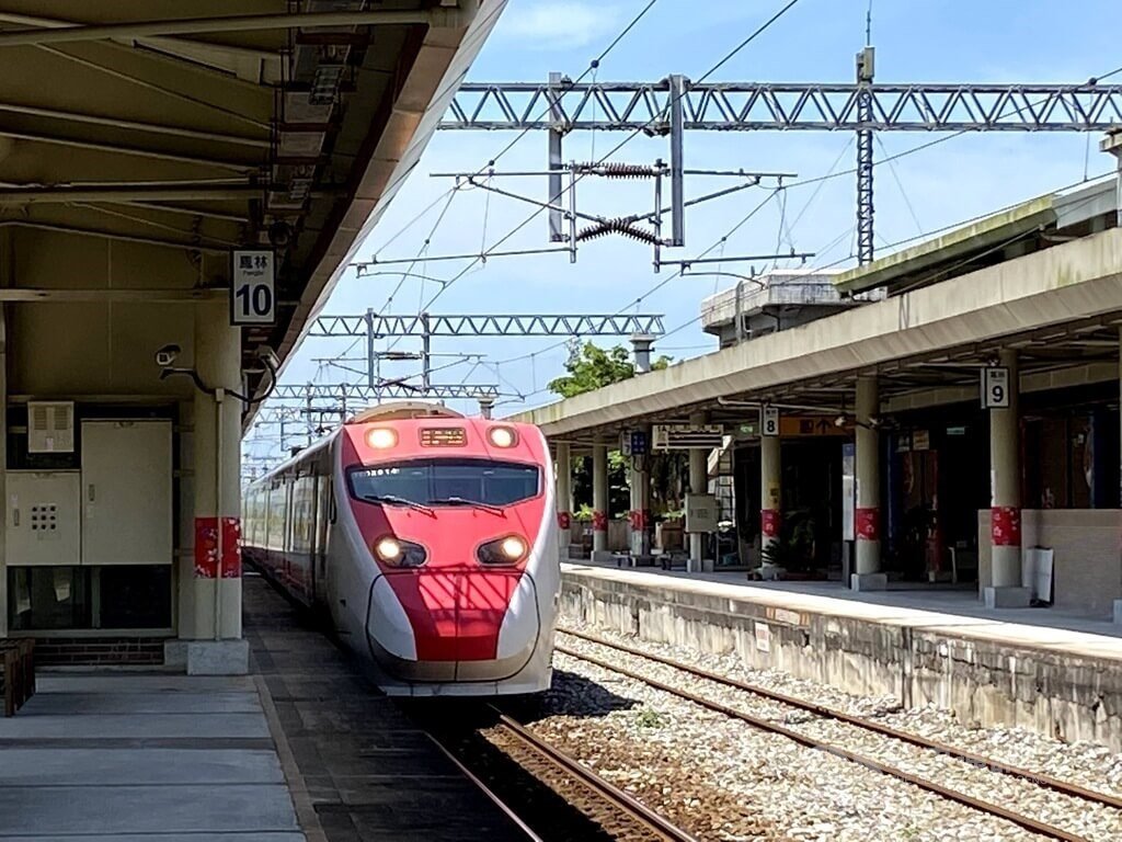Tayvan Demiryolu, Puyuma treni Jiaoxi İstasyonu'nu atlayınca yolculardan özür diledi