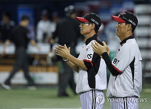 KBO kulüpleri LG Twins ile Doosan Bears, yıkılacak Jamsil Stadı'nda son derbiye çıkıyor
