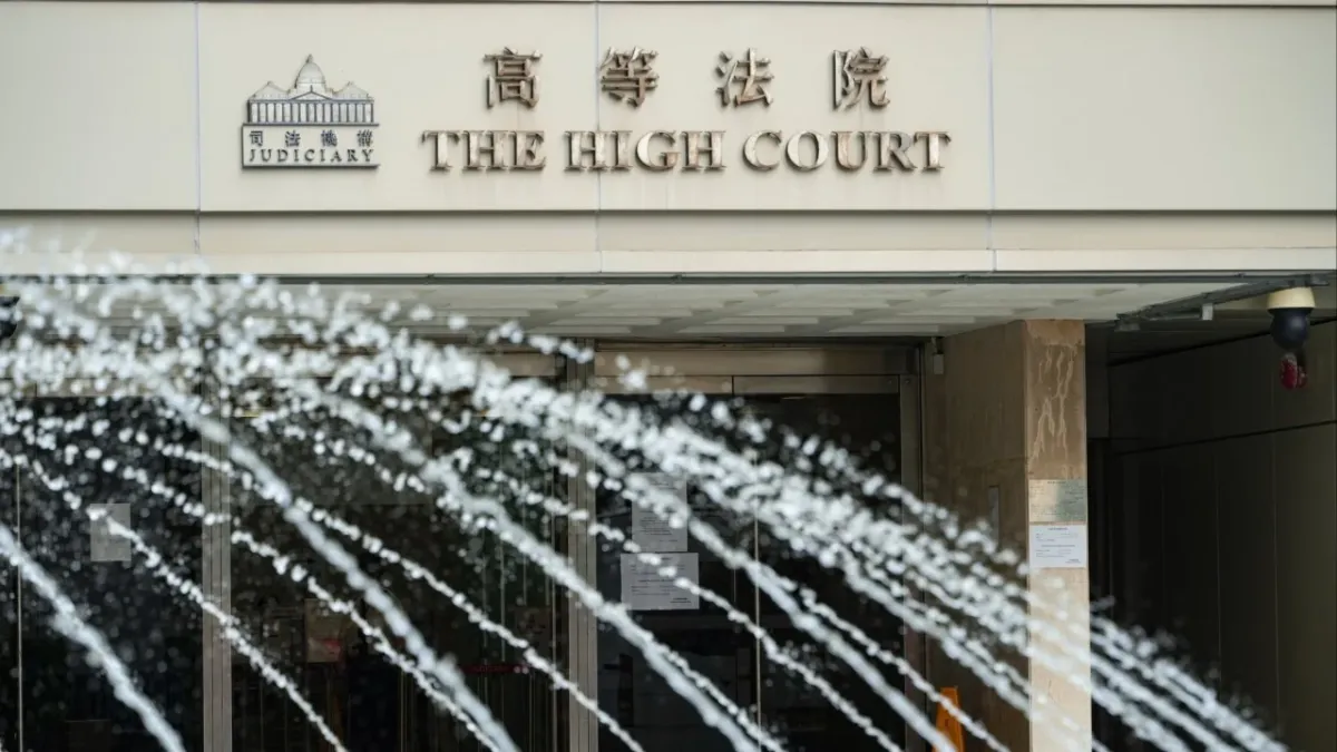 Hong Konglu sosyetik Abby Choi cinayet davası hukuki tartışmalar nedeniyle yine ertelendi