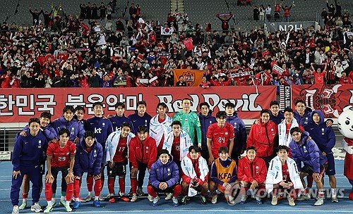Güney Kore, Özbekistan'ı 2-0 yendi; Kim Min-jae'nin eleştirisine rağmen oyun vasat kaldı